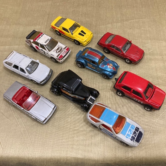 Variety of Die-Cast Toy Cars - Picture 6 of 12
